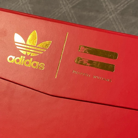 Pharrelle williams X BYW Chinese New Year! Size 12 - Picture 5 of 5